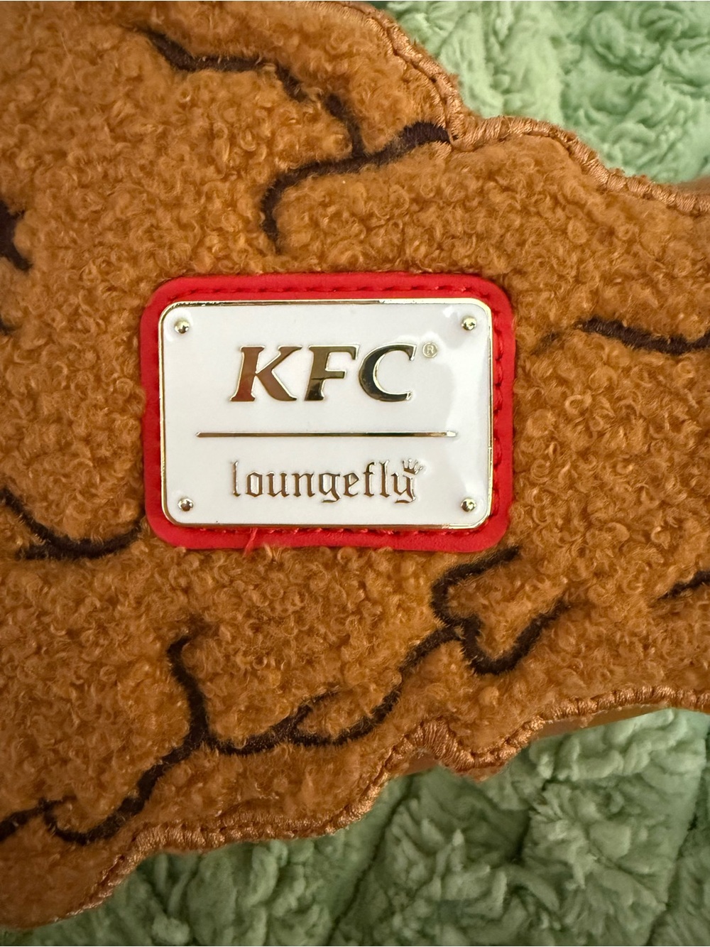 Loungefly KFC Drumstick Crossbody Bag - Picture 6 of 9